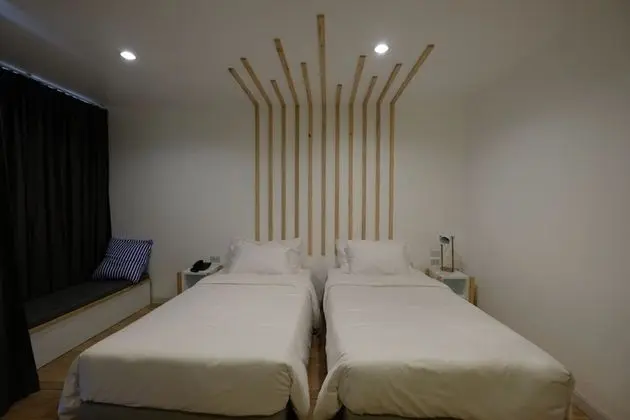 Happy Room