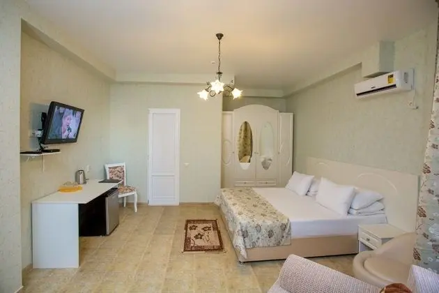 Superior Tek Büyük veya İki Ayrı Yataklı Oda (Private entrance)