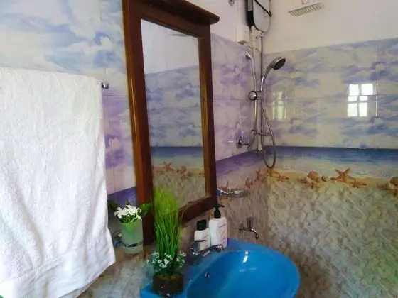 Standard Tek Büyük Yataklı Oda, Buzdolabı, Havuz Manzaralı