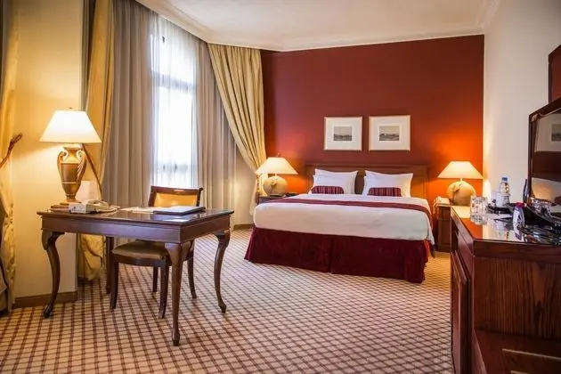 Çift ​​kişilik Executive