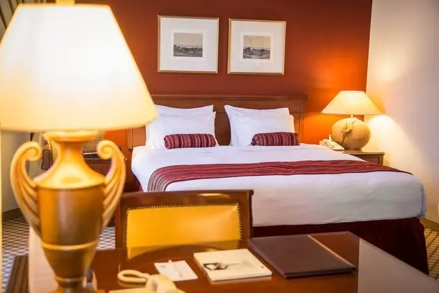 Çift ​​kişilik Executive