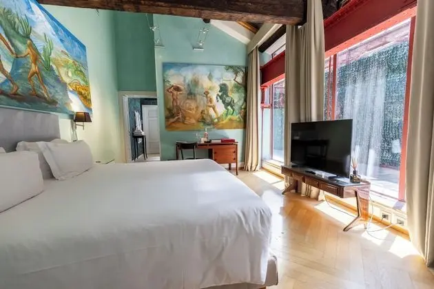 Grand Terrace Room