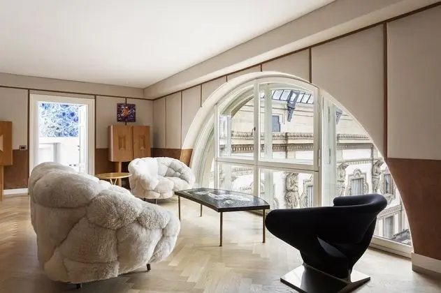 Vik Presidential Suite