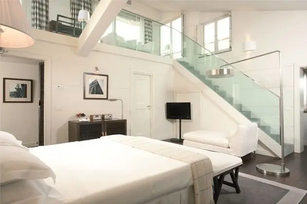 Çatı Katı Süiti (Penthouse) (Suite)