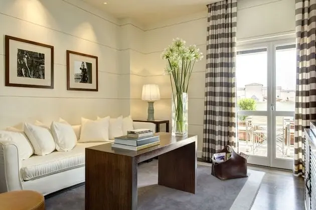 Çatı Katı Süiti (Penthouse) (Suite)