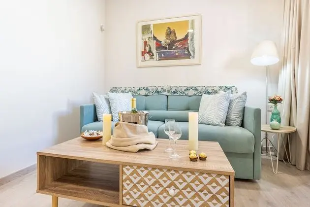 Gallery Villa