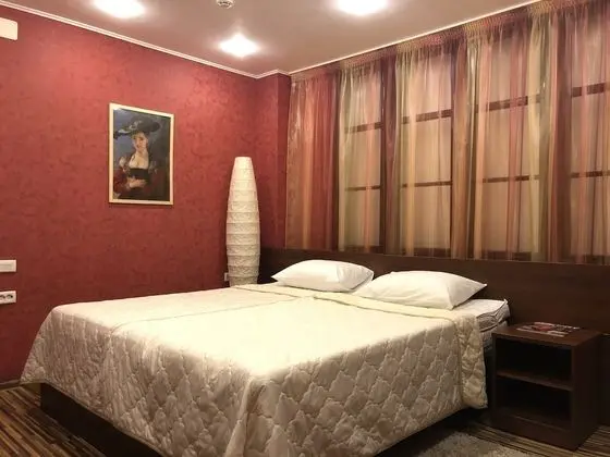 Comfort Tek Büyük veya İki Ayrı Yataklı Oda