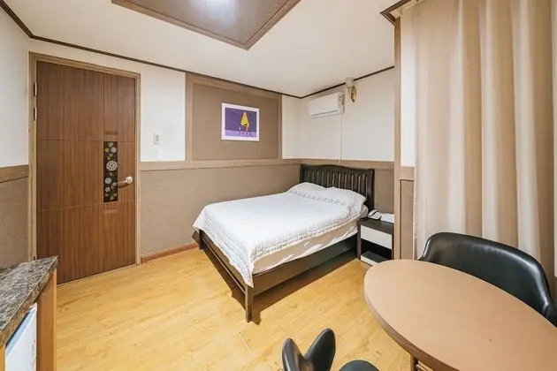 Standard Tek Büyük Yataklı Oda, 1 Çift Kişilik Yatak, Sigara İçilmez, Şehir Manzaralı