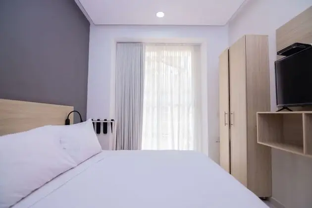 Business Tek Büyük Yataklı Oda