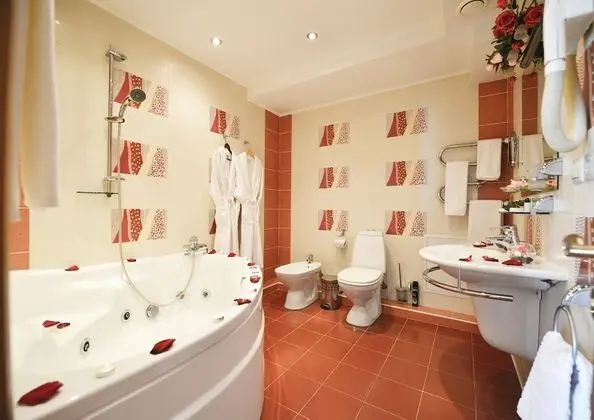 Süit (With Jacuzzi)