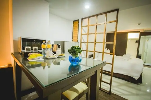 Studio Room