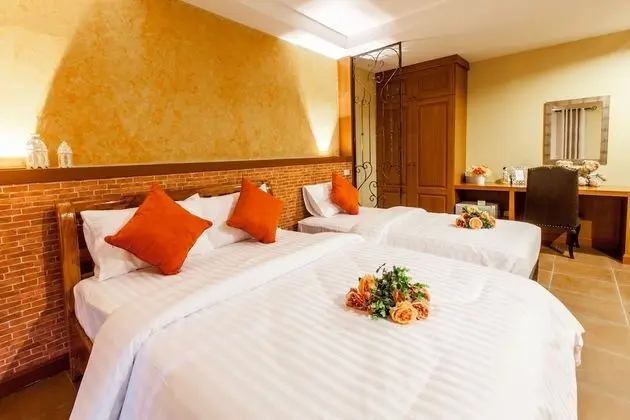 Deluxe Üç Kişilik Oda