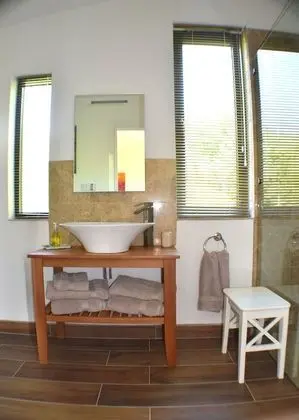 Comfort Dağ Evi, 1 Büyük (Queen) Boy Yatak, Sigara İçilmez, Park Manzaralı