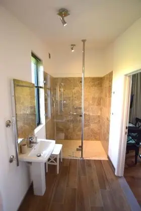 Deluxe Dağ Evi, Sigara İçilmez