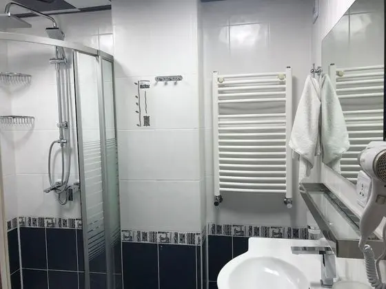 Standard Tek Büyük veya İki Ayrı Yataklı Oda