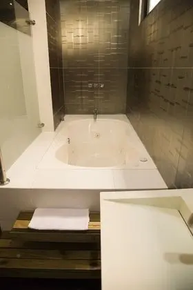 Deluxe Oda, 1 Çift Kişilik Yatak, Sıcak Su Küveti