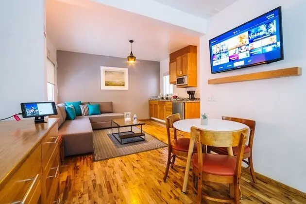 Premium Oda, 1 Büyük (Queen) Boy Yatak ve Çekyat, Özel Banyo, Şehir Manzaralı