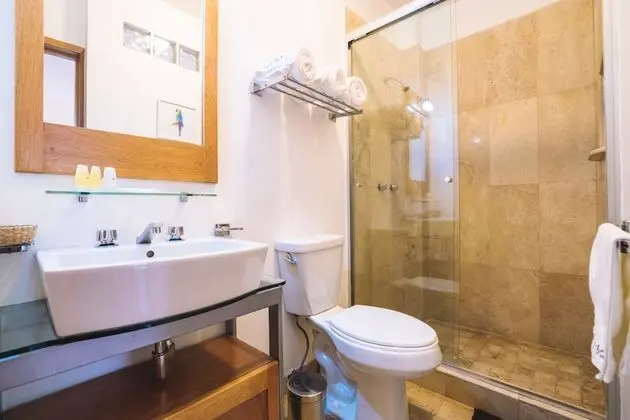 Superior Oda, 1 Büyük (Queen) Boy Yatak ve Çekyat, Özel Banyo