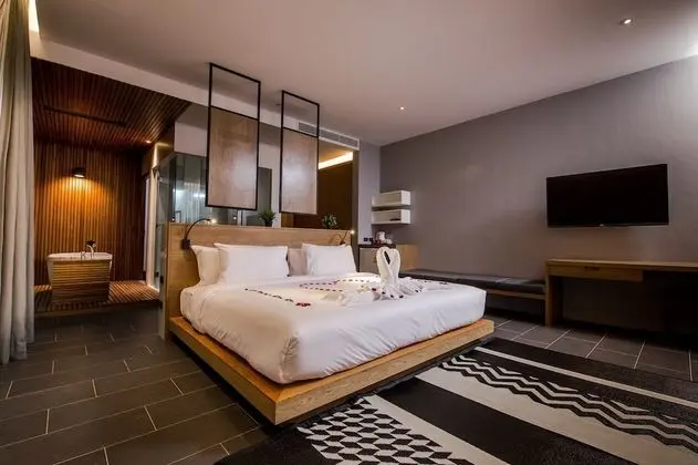 Grand Deluxe Room