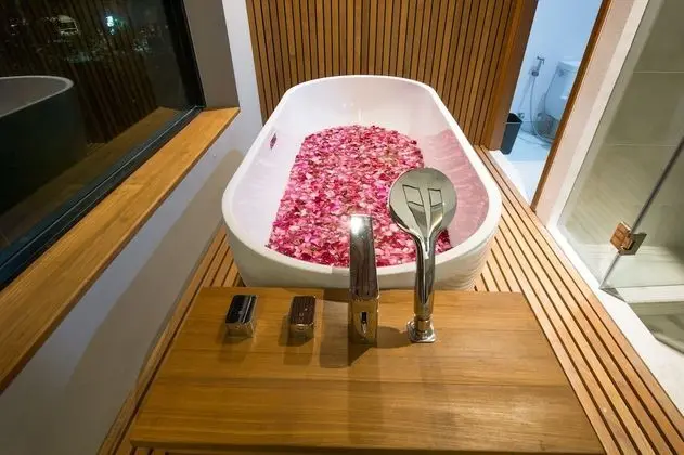 Grand Deluxe Room