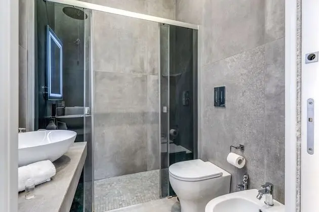 Standard Tek Büyük Yataklı Oda