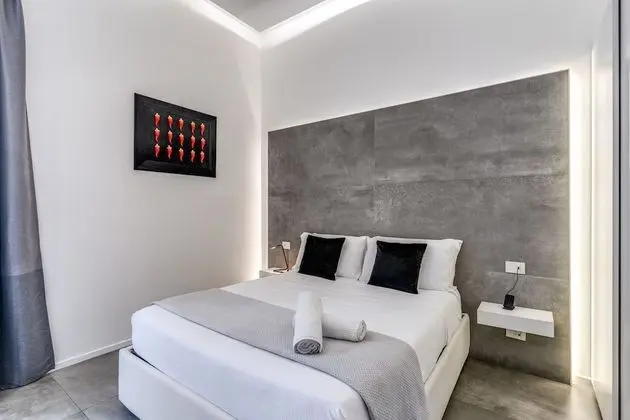 Tek Büyük Yataklı Oda, Balkon