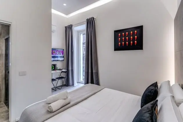 Tek Büyük Yataklı Oda, Balkon