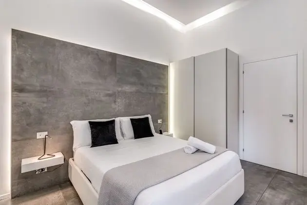 Tek Büyük Yataklı Oda, Balkon