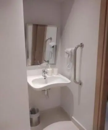 Tek Büyük Yataklı Oda, Engellilere Uygun