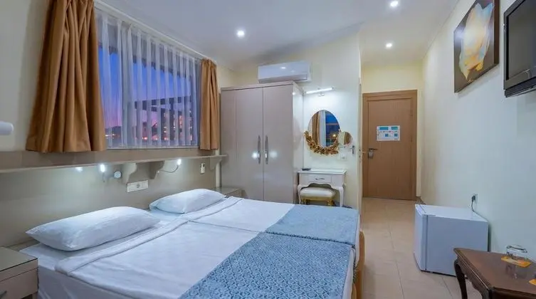 https://images.odamax.com/img/1024x768/odamax/image/upload/Gallion_Hotel_Alanya_202605131236118_Firefly_Gemini_Flash_2_.jpg