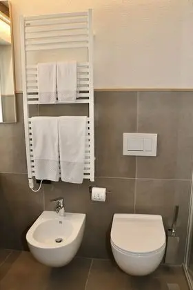 Tek Büyük veya İki Ayrı Yataklı Oda, Balkon