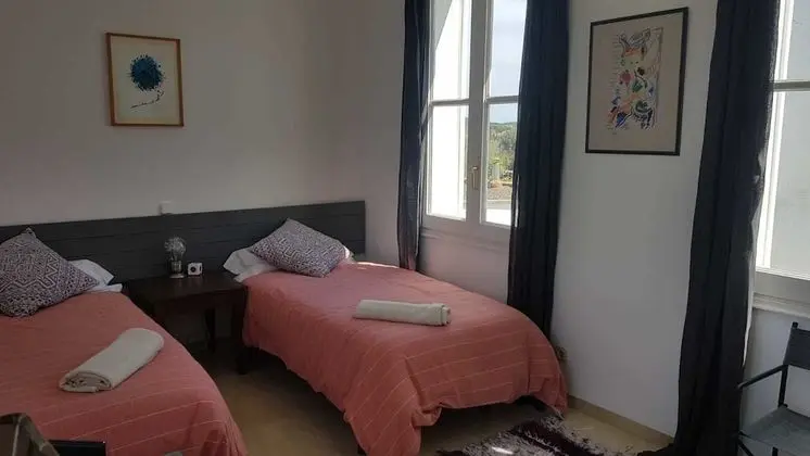 Dört Kişilik Oda, Bahçe Manzaralı