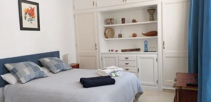 Tek Büyük Yataklı Oda