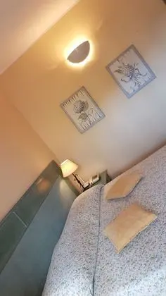 Oda, Bağlantılı Odalar (27 m)