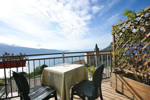 Superior Tek Büyük Yataklı Oda, Göl Manzaralı