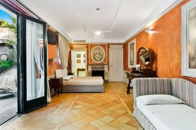 Luxury Üç Kişilik Oda