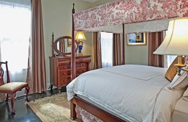 Premium Süit, 2 Yatak Odası, 2 Banyolu, Bahçeli (Remington, Seven Steps to Front Door)