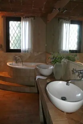 Deluxe Tek Büyük veya İki Ayrı Yataklı Oda, Bahçe Manzaralı