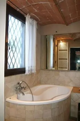 Deluxe Tek Büyük veya İki Ayrı Yataklı Oda, Bahçe Manzaralı