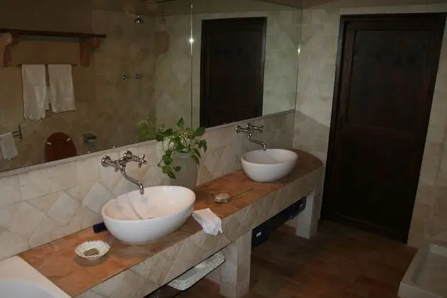 Deluxe Tek Büyük veya İki Ayrı Yataklı Oda, Bahçe Manzaralı