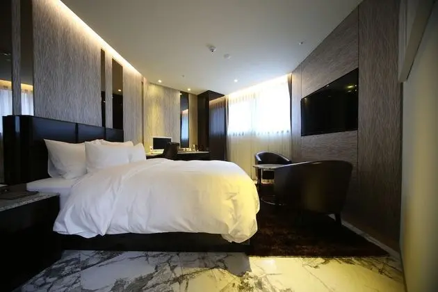 Süit, 1 Çift Kişilik Yatak