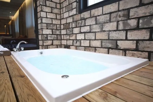 Süit, 1 Çift Kişilik Yatak