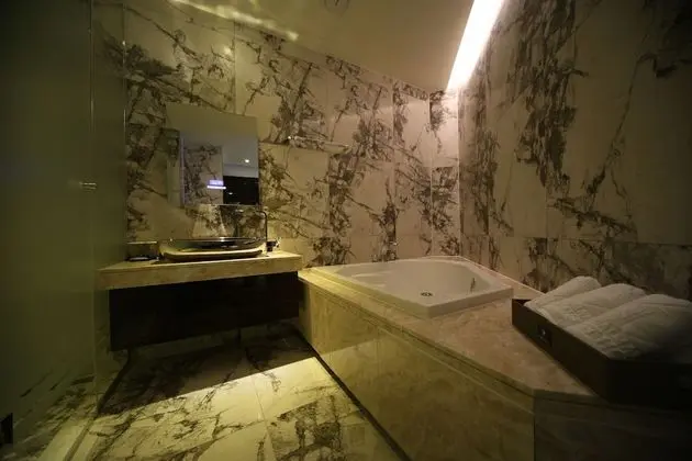 Süit, 1 Çift Kişilik Yatak