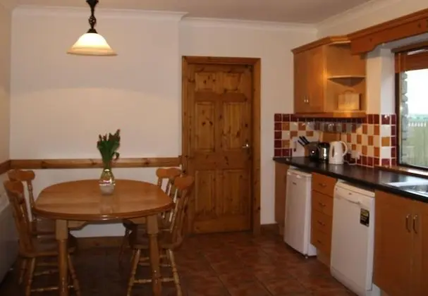 Ev, 3 Yatak Odası, Şömine, Plaj Kenarı