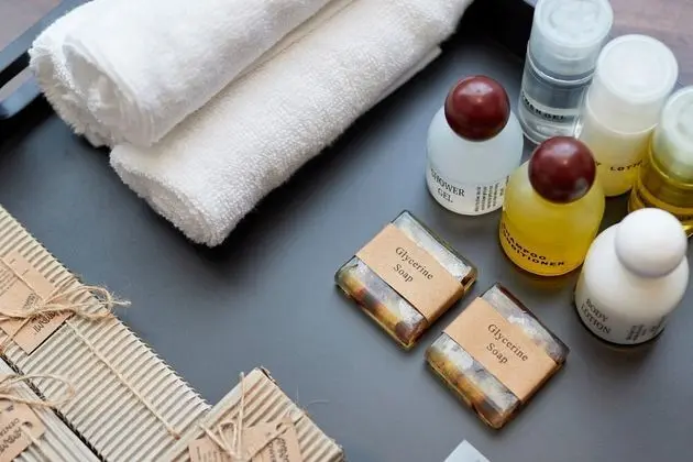 Deluxe Tek Büyük veya İki Ayrı Yataklı Oda, Sigara İçilmez, Avlu Manzaralı