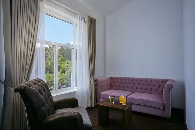 Junior Süit, Sigara İçilmez