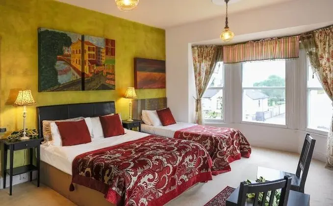 Deluxe House, 10 bedrooms