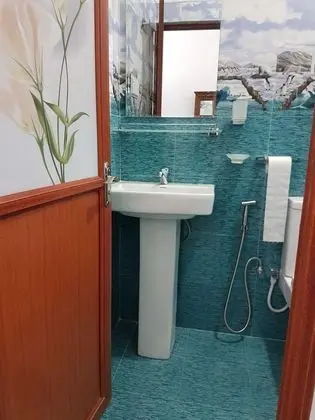 Lily Room