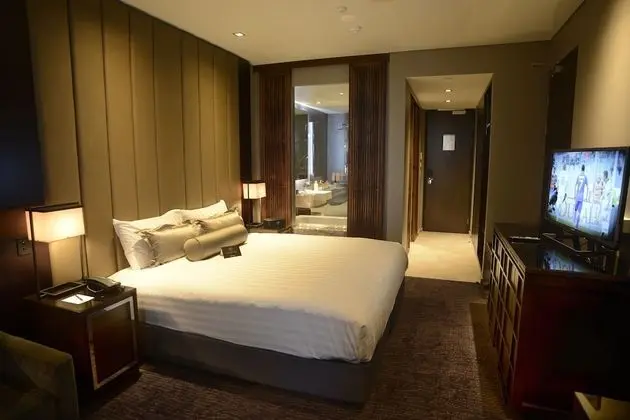 Paddington Deluxe Room