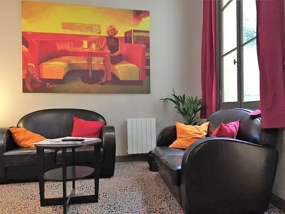 İki Ayrı Yataklı Oda, Avlu Manzaralı